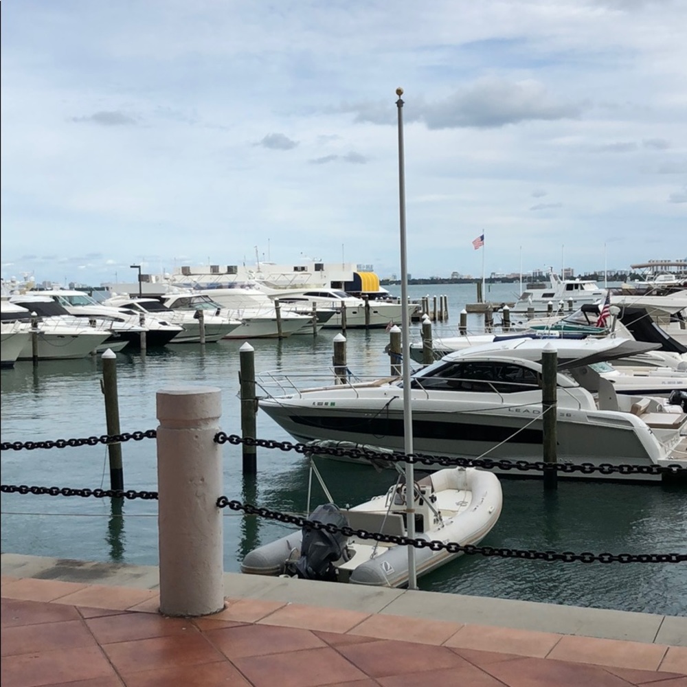 Meet your Posher, Yuni